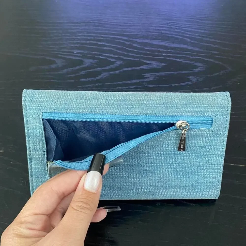 Vintage 2000s betty boop blue wallet